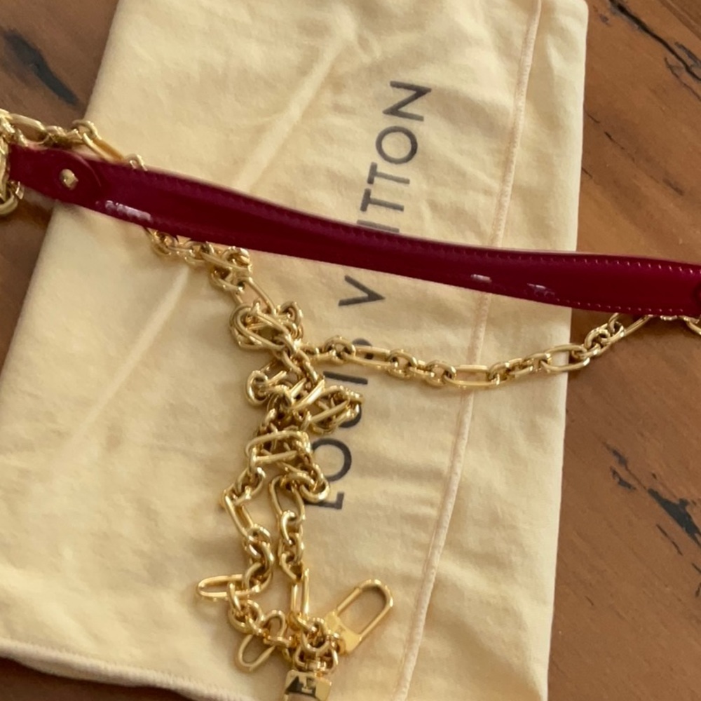 Louis Vuitton Bel Air pomme  D Amour clutch or crossbody with chain - Picture 4 of 11